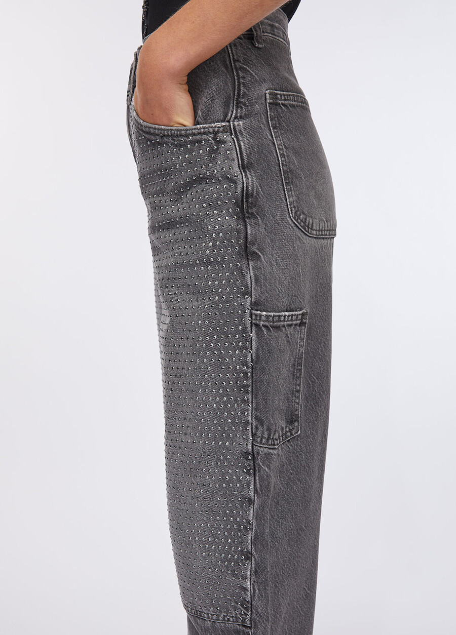 straight jeans with rhinestone