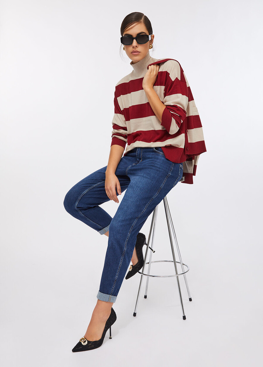 carrot-fit high-rise jeans