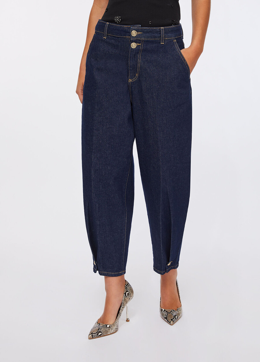 cropped balloon jeans