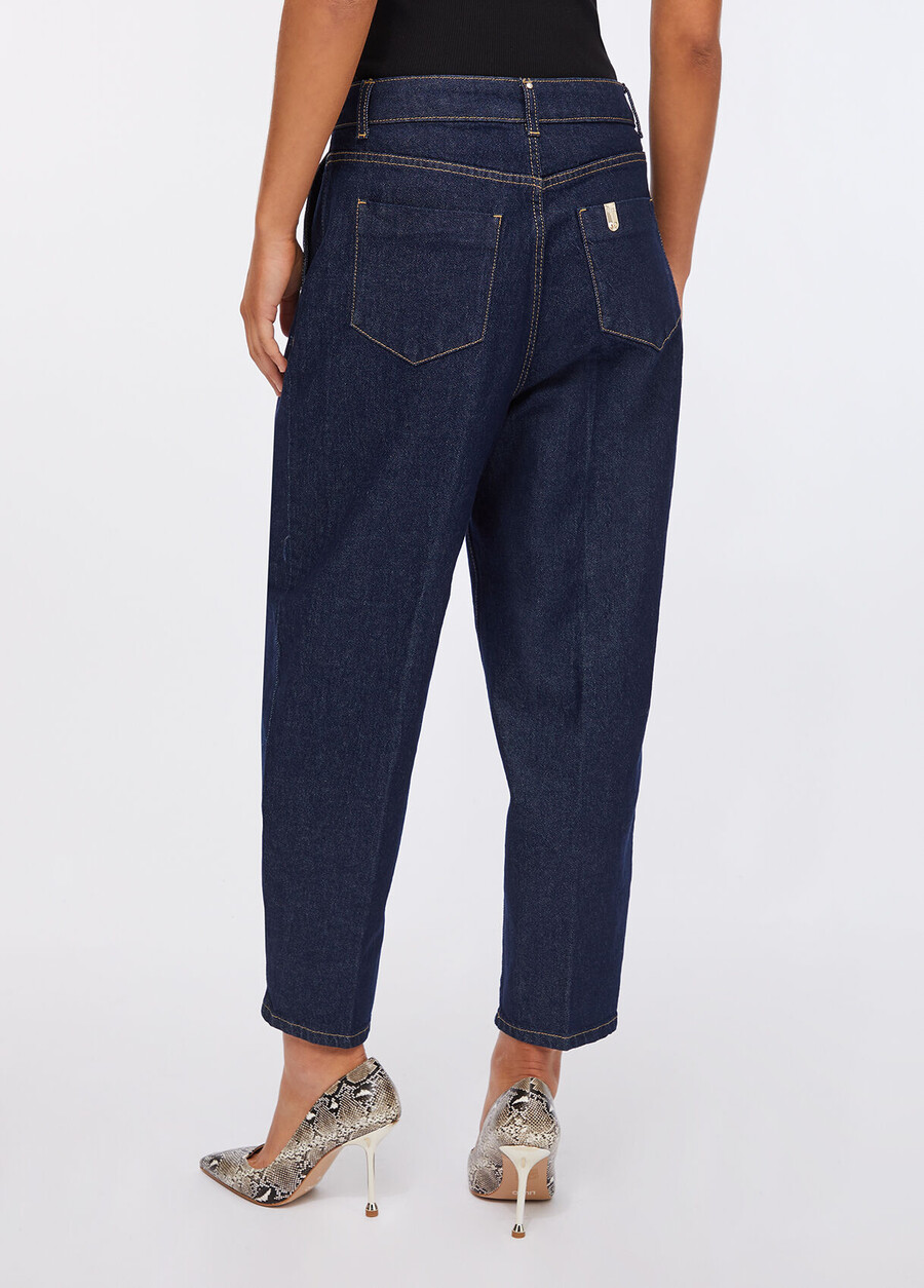 cropped balloon jeans