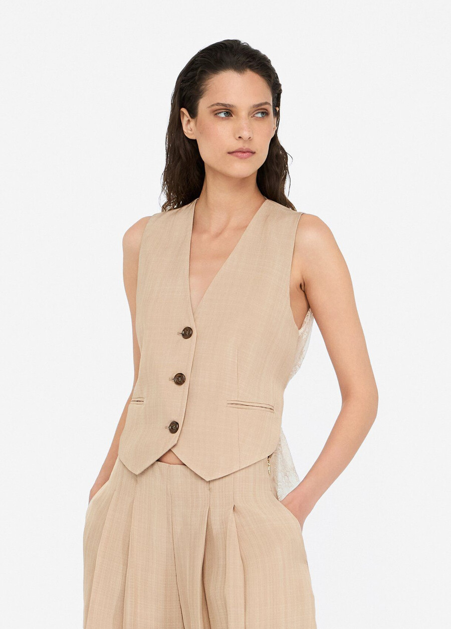 gilet with lace details