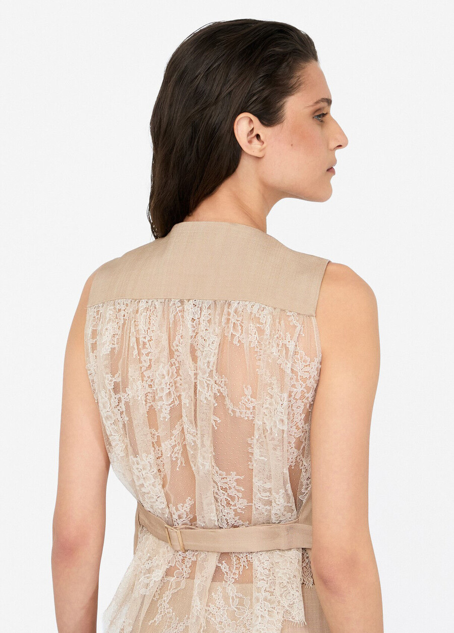 gilet with lace details