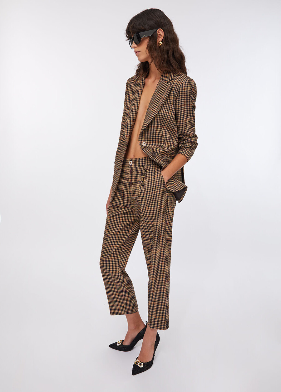 chequered trousers with darts