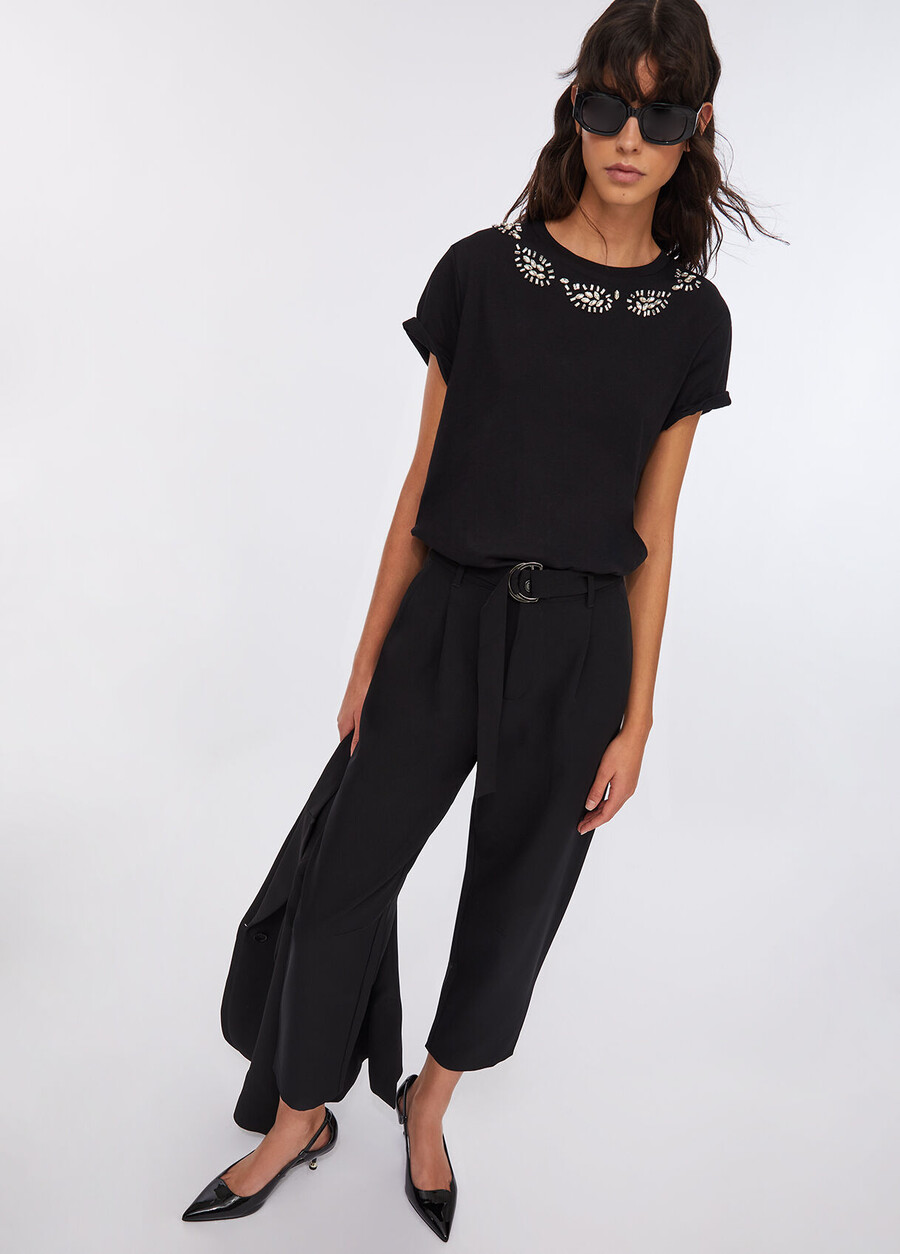 balloon trousers with darts