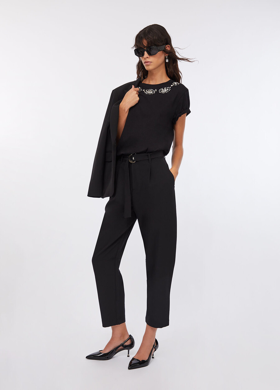 balloon trousers with darts