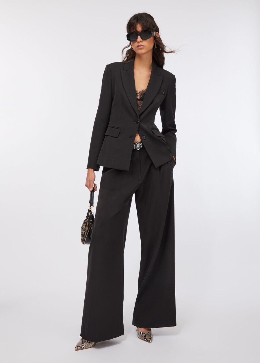 slim-fit blazer