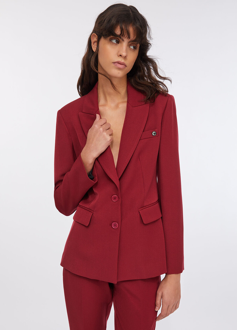 slim-fit blazer