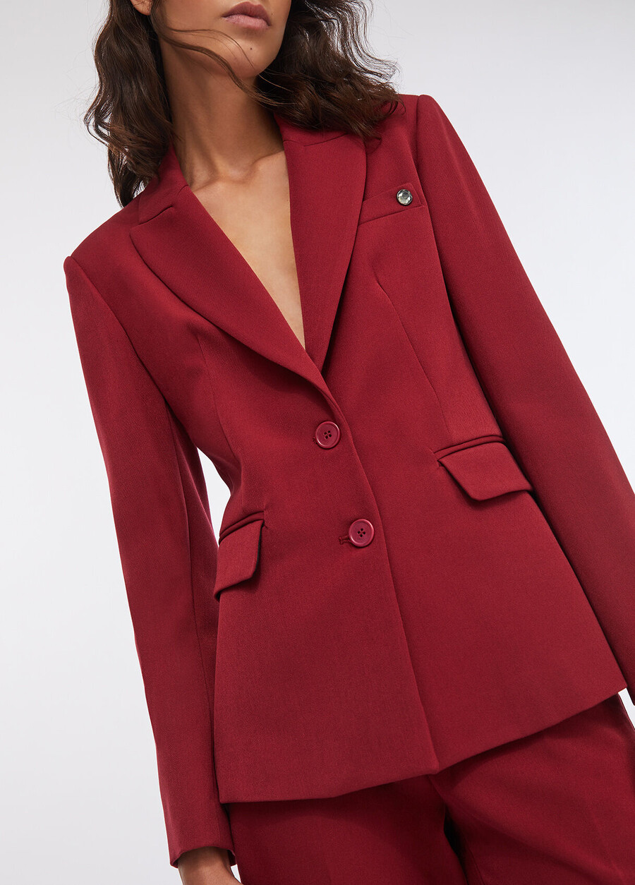 slim-fit blazer