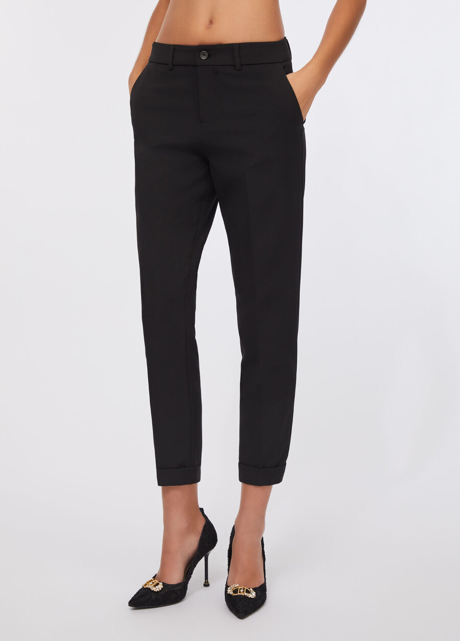 trousers with turn-ups