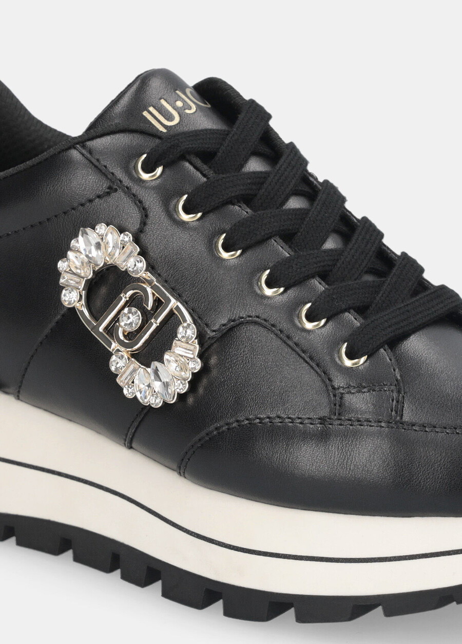 leather sneakers with jewel logo
