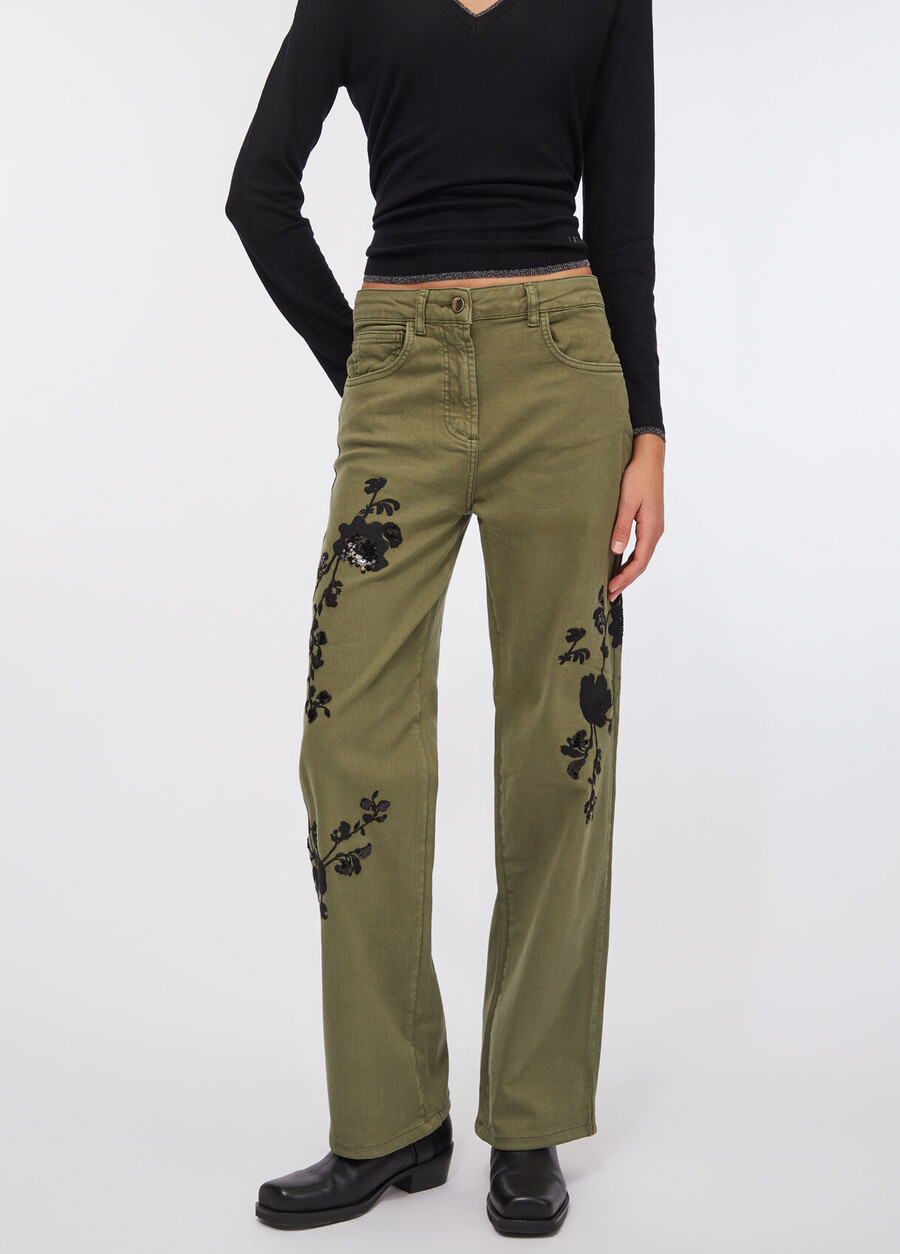 trousers with embroidery