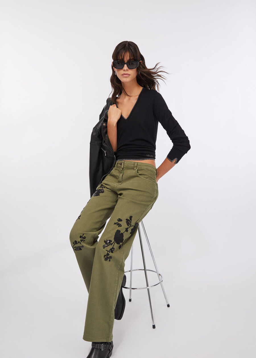 trousers with embroidery