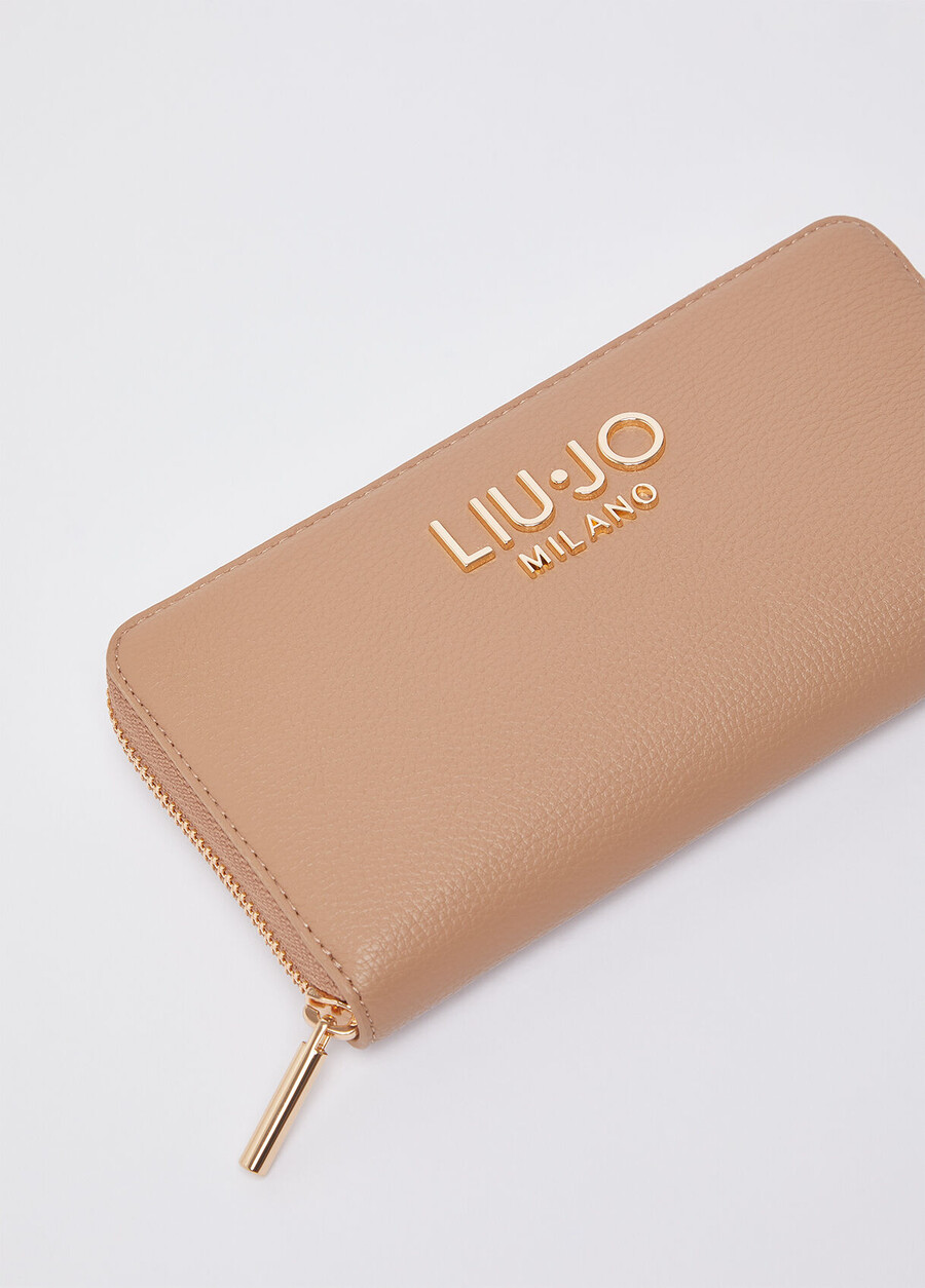 large purse with zip